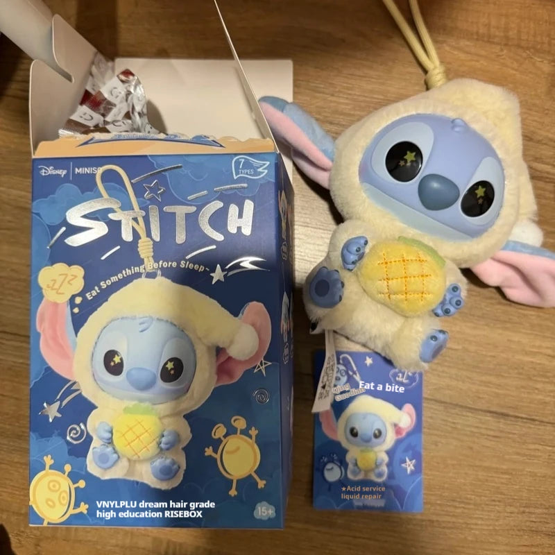 Stitch Snack Time Charm