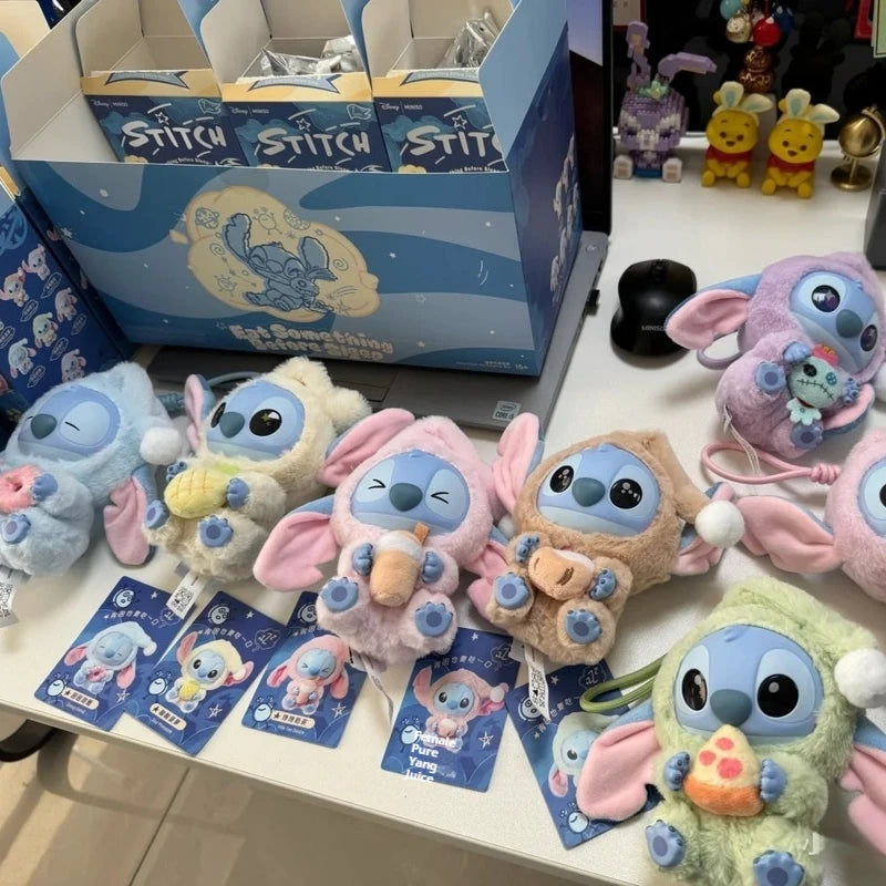 Stitch Snack Time Charm